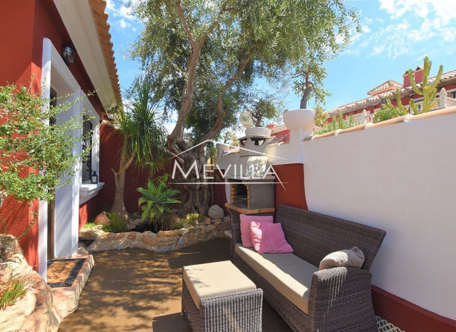 3 camera da letto Casa in vendita in Villamartin con piscina garage - 239.000 € (Rif: 9175450)