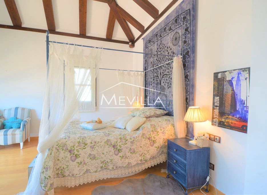 4 bedroom Villa for sale in Cabo Roig with pool garage - € 2,350,000 (Ref: 9184295)