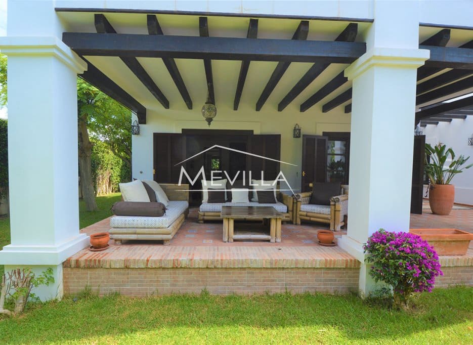 4 bedroom Villa for sale in Cabo Roig with pool garage - € 2,350,000 (Ref: 9184295)
