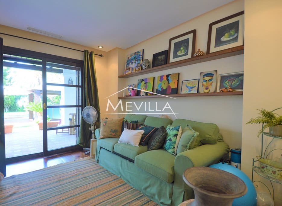 4 bedroom Villa for sale in Cabo Roig with pool garage - € 2,350,000 (Ref: 9184295)