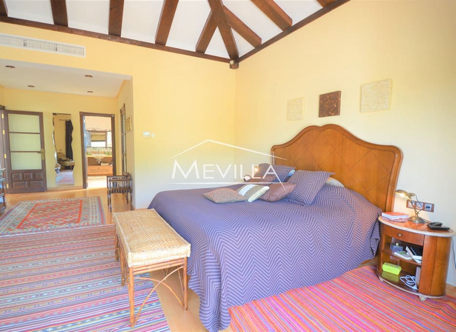 4 bedroom Villa for sale in Cabo Roig with pool garage - € 2,350,000 (Ref: 9184295)