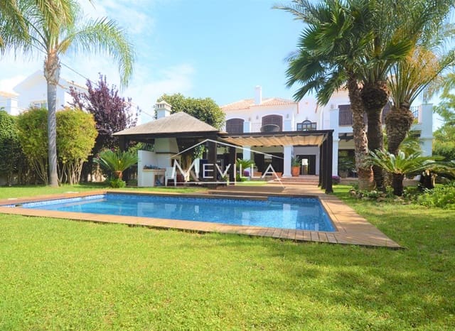 Chalet de 4 habitaciones en Cabo Roig, Orihuela en venta con piscina garaje - 2.350.000 € (Ref: 9184295)