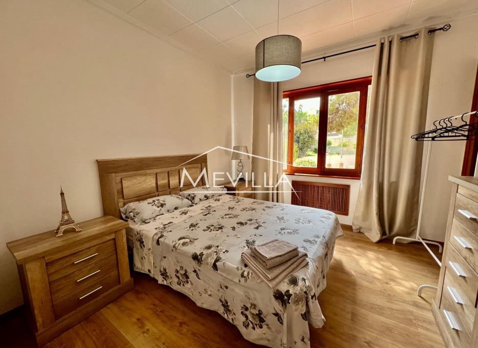 4 Zimmer Villa zu verkaufen in Campoamor mit Pool Garage - 775.000 € (Ref: 9207482)