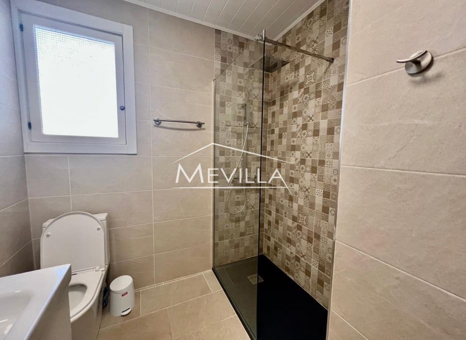 4 Zimmer Villa zu verkaufen in Campoamor mit Pool Garage - 775.000 € (Ref: 9207482)