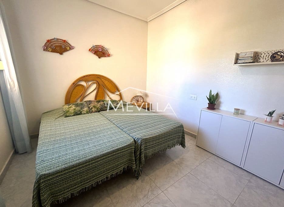 6 bedroom Villa for sale in Cabo Roig with pool garage - € 695,000 (Ref: 9221354)