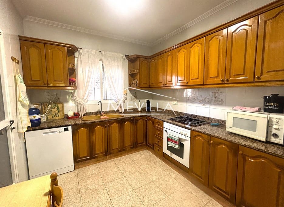 6 bedroom Villa for sale in Cabo Roig with pool garage - € 695,000 (Ref: 9221354)