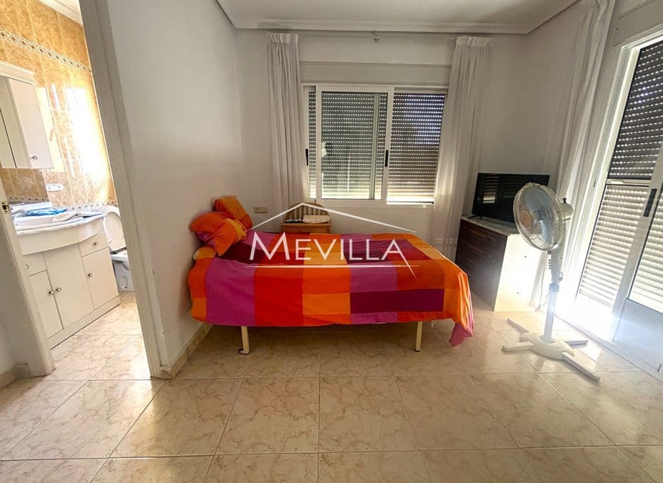 6 bedroom Villa for sale in Cabo Roig with pool garage - € 695,000 (Ref: 9221354)