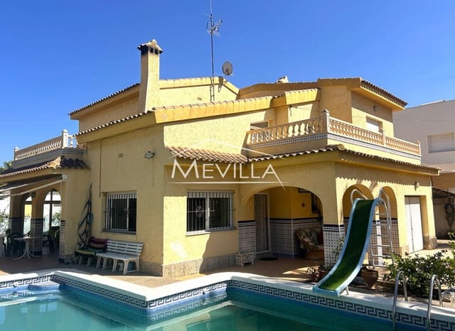 6 bedroom Villa for sale in Cabo Roig, Orihuela with pool garage - € 695,000 (Ref: 9221354)