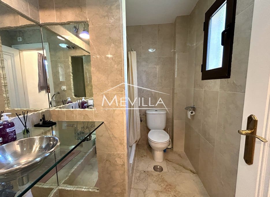 3 Zimmer Apartment zu verkaufen in Villamartin mit Pool Garage - 219.995 € (Ref: 9223692)