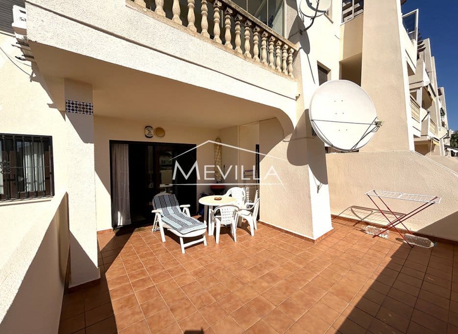 3 Zimmer Apartment zu verkaufen in Villamartin mit Pool Garage - 219.995 € (Ref: 9223692)