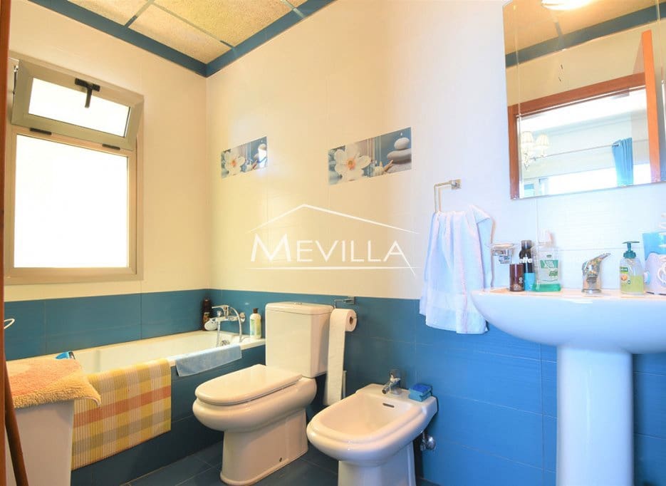 2 bedroom Apartment for sale in La Manga del Mar Menor with pool garage - € 240,000 (Ref: 9263300)