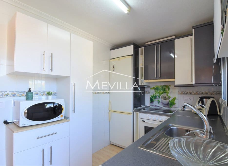 3 slaapkamer Huis te koop in Playa Flamenca met zwembad garage - € 367.500 (Ref: 9294112)