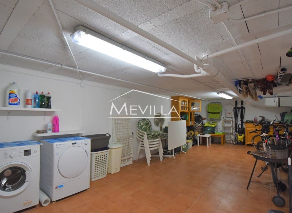 3 slaapkamer Huis te koop in Playa Flamenca met zwembad garage - € 367.500 (Ref: 9294112)