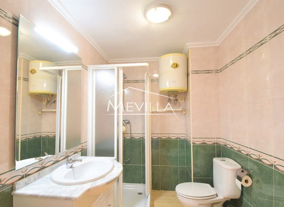 3 slaapkamer Huis te koop in Playa Flamenca met zwembad garage - € 367.500 (Ref: 9294112)