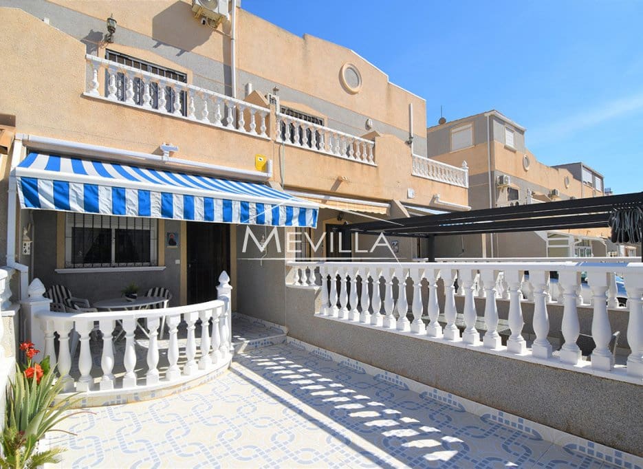 3 slaapkamer Huis te koop in Playa Flamenca met zwembad garage - € 367.500 (Ref: 9294112)