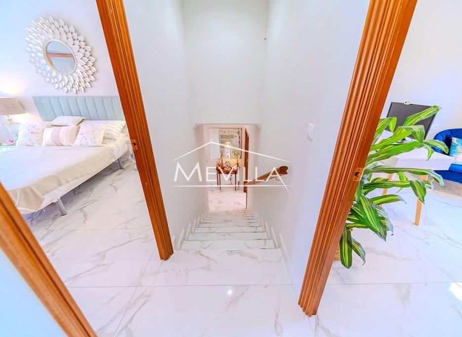 Chalet de 4 habitaciones en Campoamor en venta con piscina garaje - 695.000 € (Ref: 9309264)