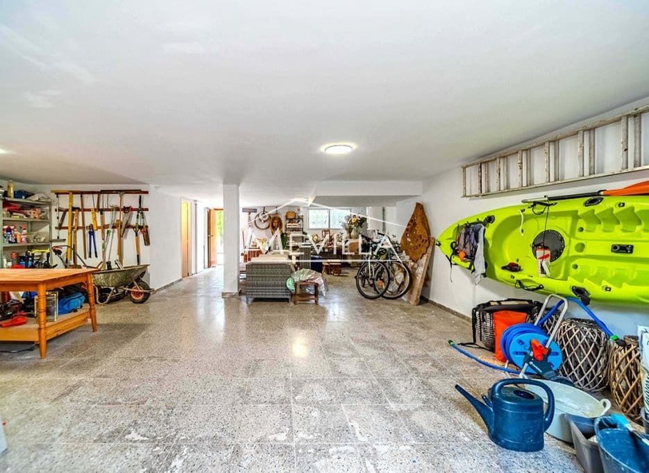 Chalet de 4 habitaciones en Campoamor en venta con piscina garaje - 695.000 € (Ref: 9309264)