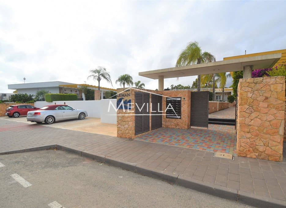 2 soveværelse Byhus til salg i Mil Palmeras med swimmingpool garage - € 188.000 (Ref: 9341635)