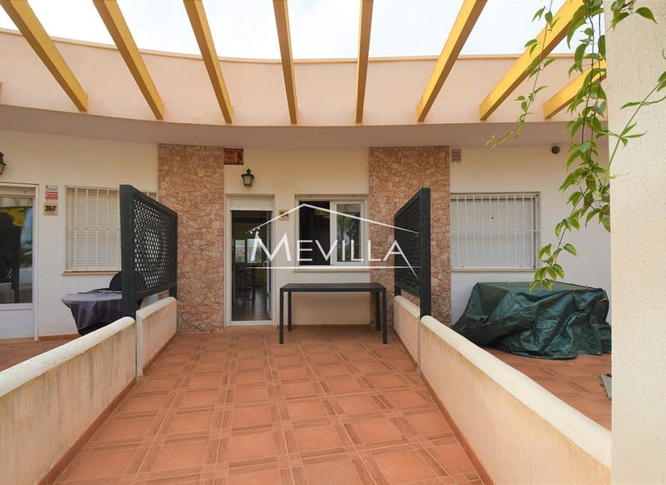 2 soveværelse Byhus til salg i Mil Palmeras med swimmingpool garage - € 188.000 (Ref: 9341635)