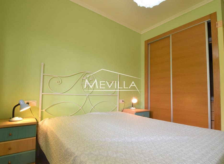 2 soveværelse Byhus til salg i Mil Palmeras med swimmingpool garage - € 188.000 (Ref: 9341635)