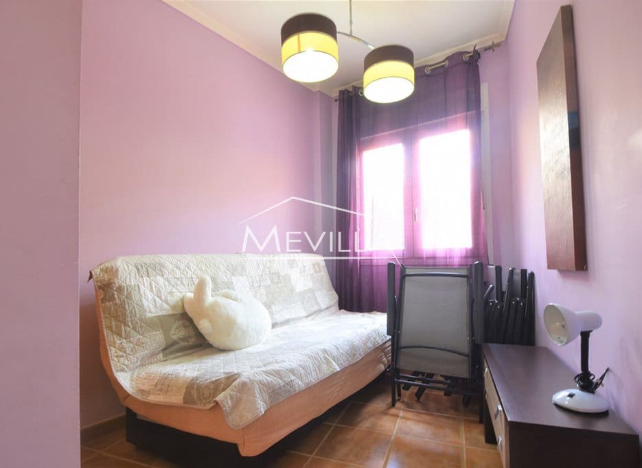 2 soveværelse Byhus til salg i Mil Palmeras med swimmingpool garage - € 188.000 (Ref: 9341635)