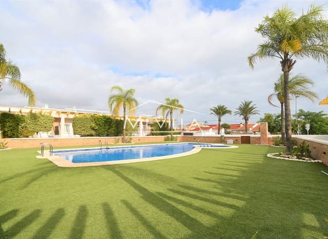 2 soveværelse Byhus til salg i Mil Palmeras, Orihuela med swimmingpool garage - € 188.000 (Ref: 9341635)