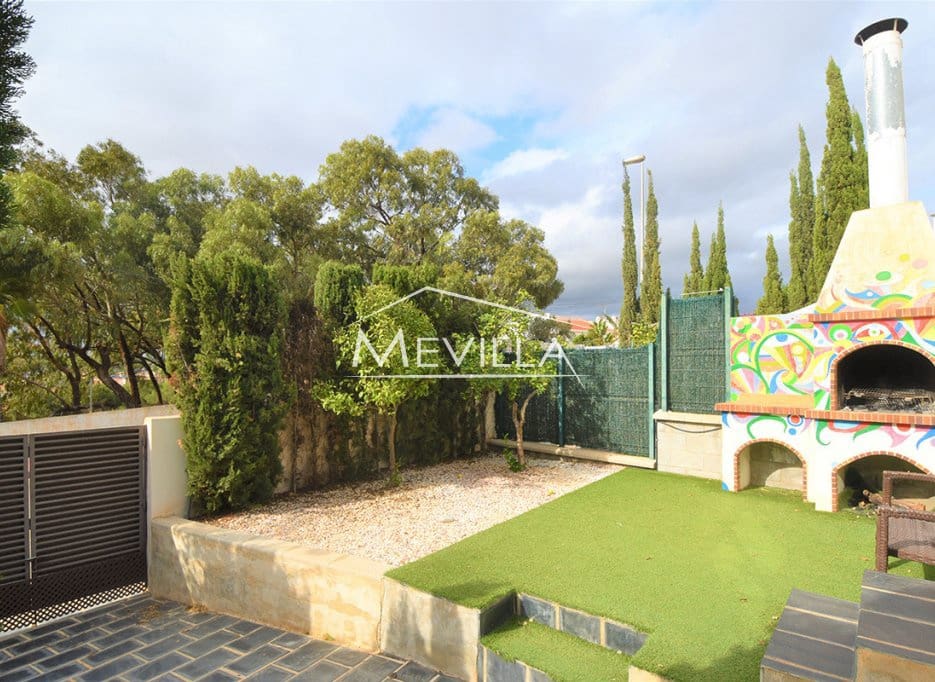 2 soveværelse Byhus til salg i Mil Palmeras med swimmingpool garage - € 188.000 (Ref: 9341635)