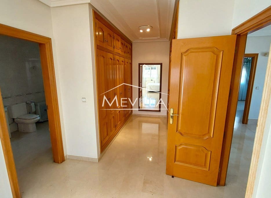 5 chambre Villa/Maison à vendre à Los Balcones avec piscine garage - 995 000 € (Ref: 9352102)