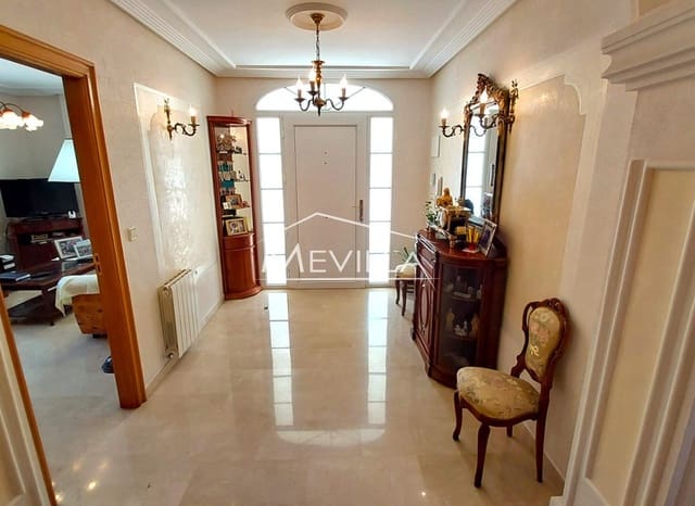 5 chambre Villa/Maison à vendre à Los Balcones avec piscine garage - 995 000 € (Ref: 9352102)