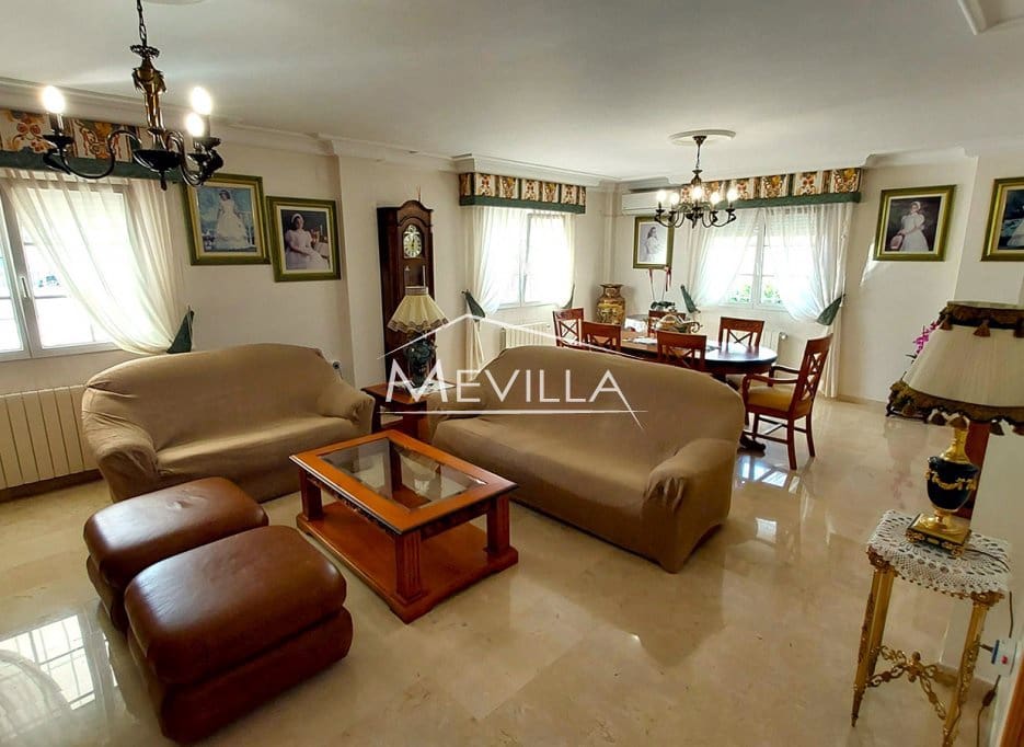 5 chambre Villa/Maison à vendre à Los Balcones avec piscine garage - 995 000 € (Ref: 9352102)