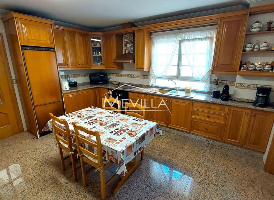 5 chambre Villa/Maison à vendre à Los Balcones avec piscine garage - 995 000 € (Ref: 9352102)