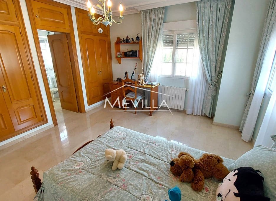 5 chambre Villa/Maison à vendre à Los Balcones avec piscine garage - 995 000 € (Ref: 9352102)