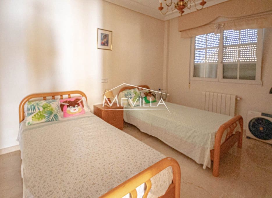 Chalet de 5 habitaciones en Los Balcones en venta con piscina garaje - 785.000 € (Ref: 9352102)