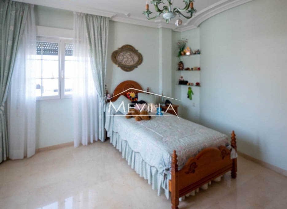 Chalet de 5 habitaciones en Los Balcones en venta con piscina garaje - 785.000 € (Ref: 9352102)