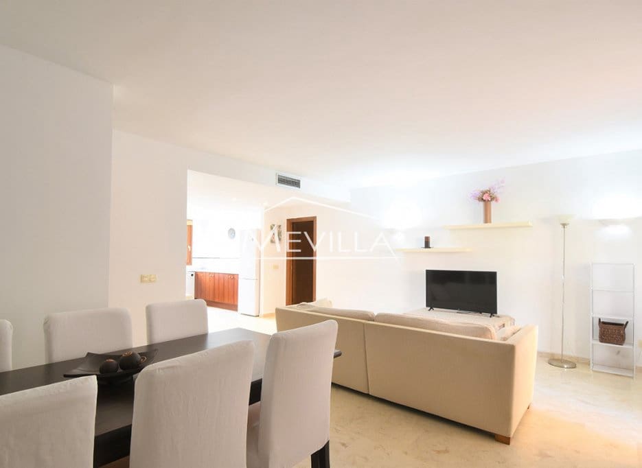 2 slaapkamer Appartement te koop in Orihuela Costa met zwembad garage - € 260.000 (Ref: 9376417)
