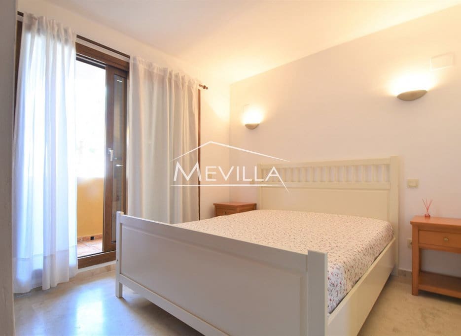 2 slaapkamer Appartement te koop in Orihuela Costa met zwembad garage - € 260.000 (Ref: 9376417)