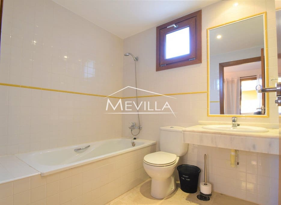 2 slaapkamer Appartement te koop in Orihuela Costa met zwembad garage - € 260.000 (Ref: 9376417)