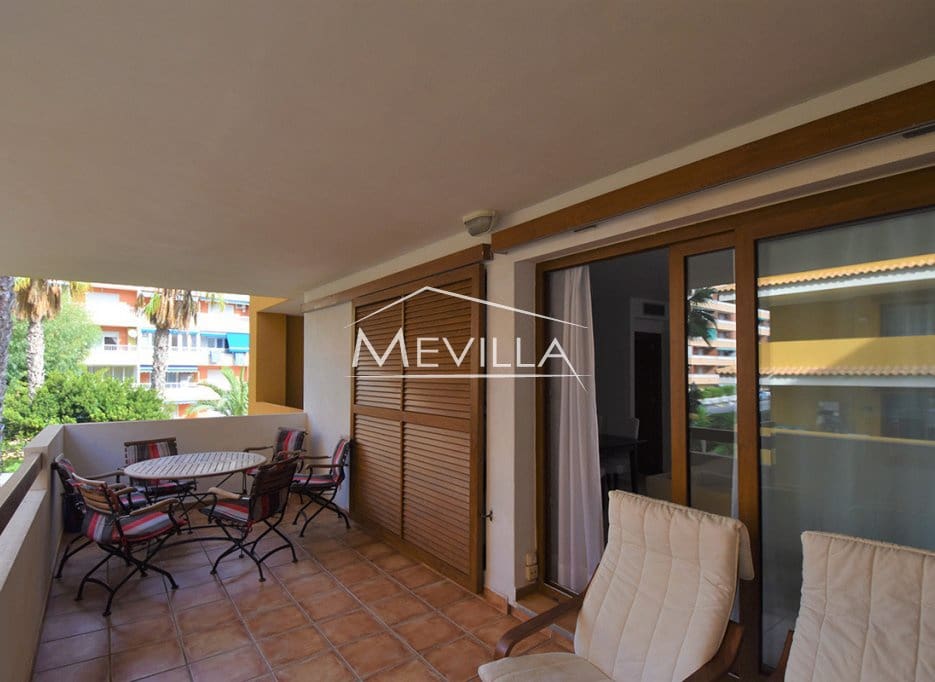 2 slaapkamer Appartement te koop in Orihuela Costa met zwembad garage - € 260.000 (Ref: 9376417)