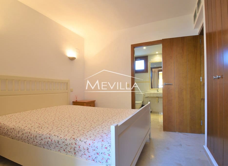 2 slaapkamer Appartement te koop in Orihuela Costa met zwembad garage - € 260.000 (Ref: 9376417)