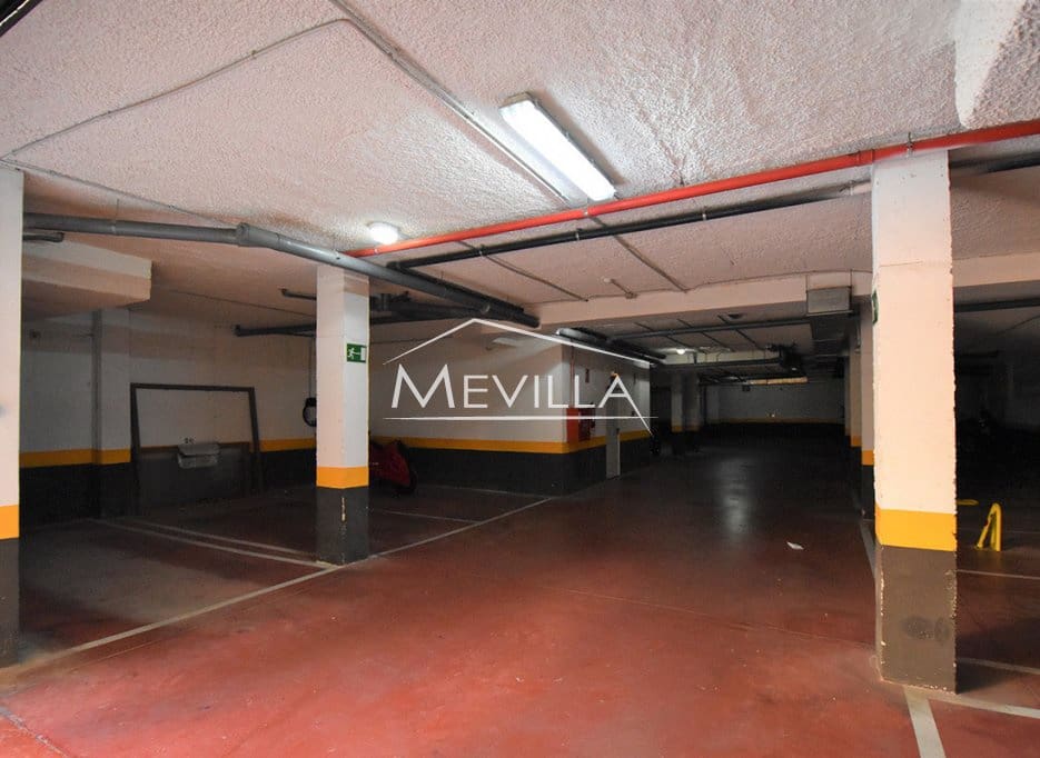 2 slaapkamer Appartement te koop in Orihuela Costa met zwembad garage - € 260.000 (Ref: 9376417)