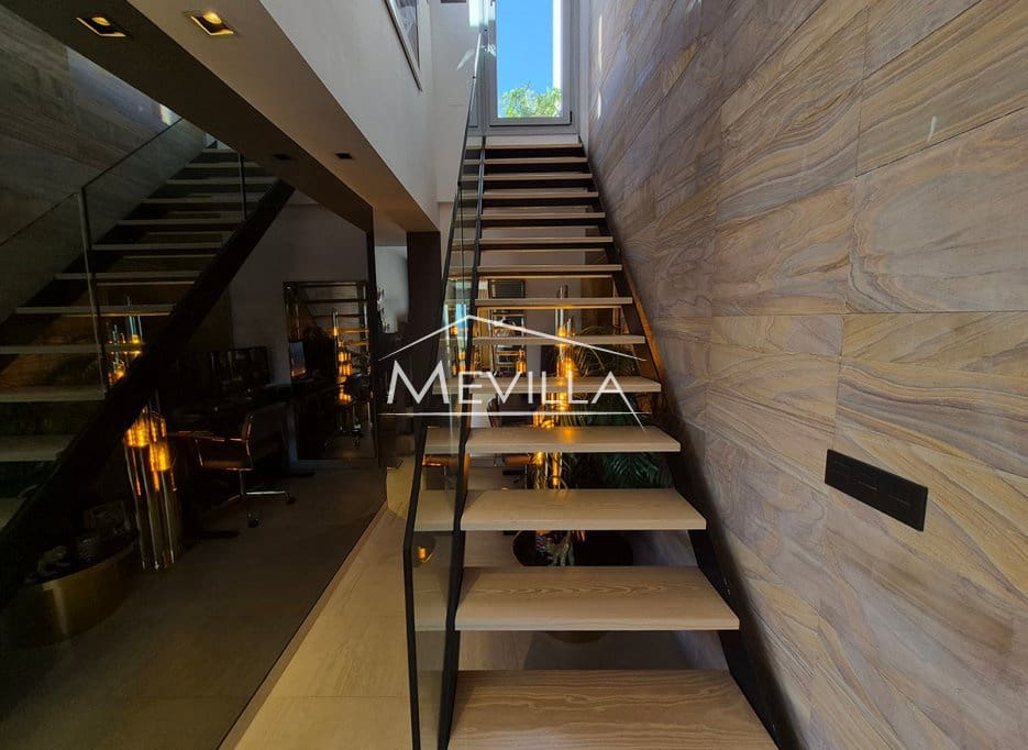 3 camera da letto Attico in vendita in Cabo Roig con piscina garage - 750.000 € (Rif: 9378447)