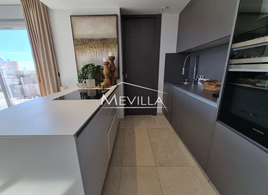 3 camera da letto Attico in vendita in Cabo Roig con piscina garage - 750.000 € (Rif: 9378447)