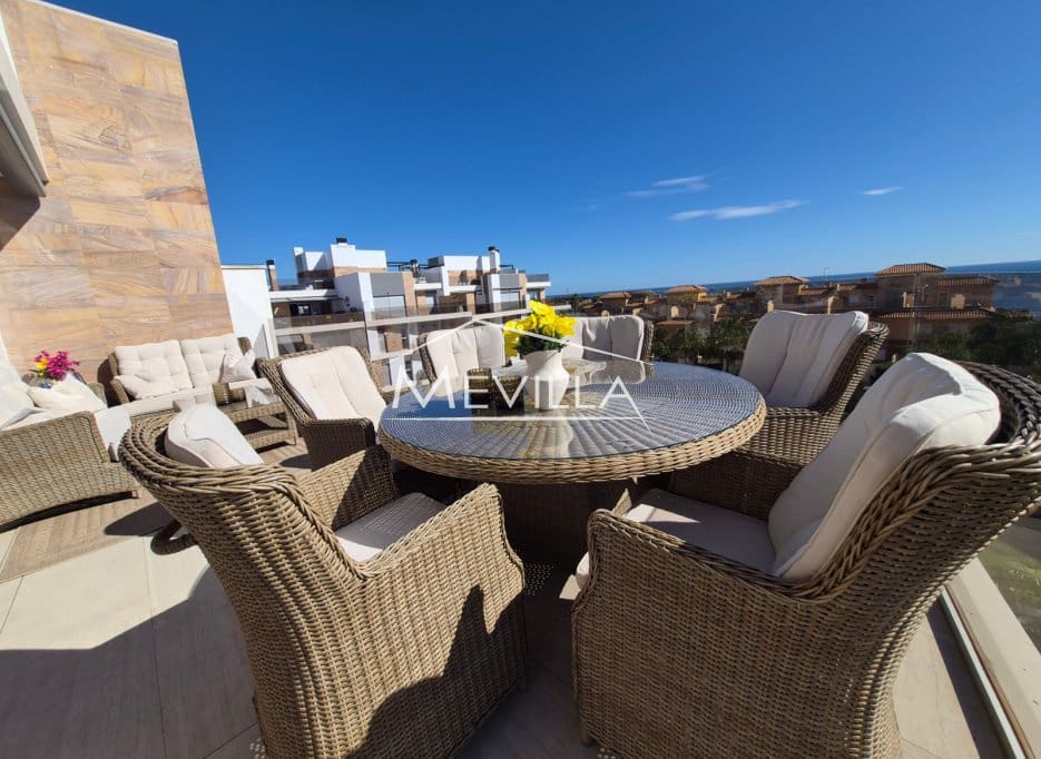 3 camera da letto Attico in vendita in Cabo Roig con piscina garage - 750.000 € (Rif: 9378447)