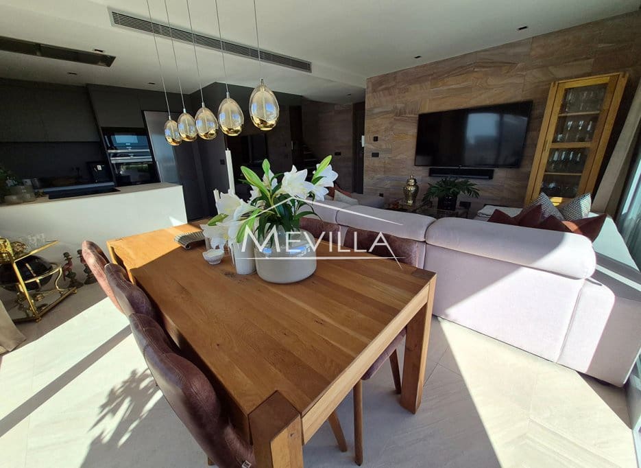 3 camera da letto Attico in vendita in Cabo Roig con piscina garage - 750.000 € (Rif: 9378447)