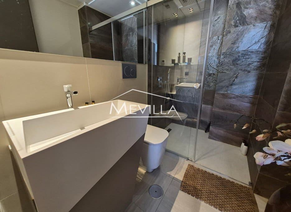 3 camera da letto Attico in vendita in Cabo Roig con piscina garage - 750.000 € (Rif: 9378447)