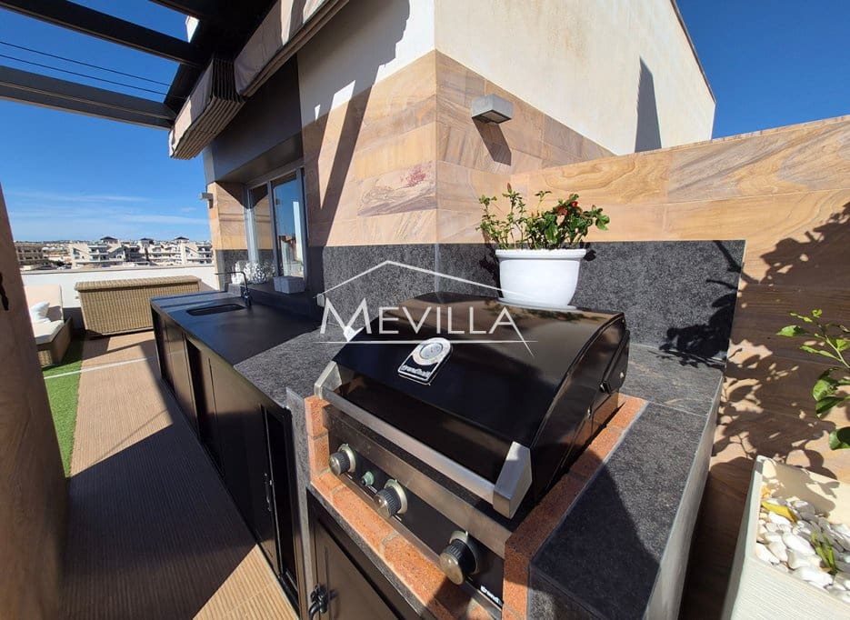 3 camera da letto Attico in vendita in Cabo Roig con piscina garage - 750.000 € (Rif: 9378447)