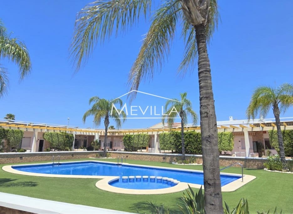 2 bedroom Townhouse for sale in Mil Palmeras with pool garage - € 229,900 (Ref: 9392035)