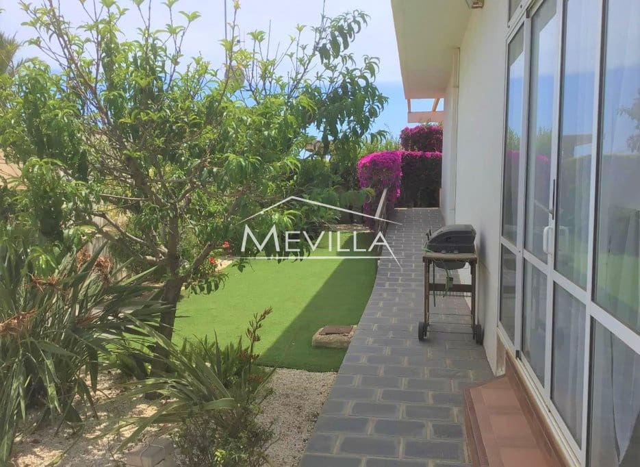 2 bedroom Townhouse for sale in Mil Palmeras with pool garage - € 229,900 (Ref: 9392035)