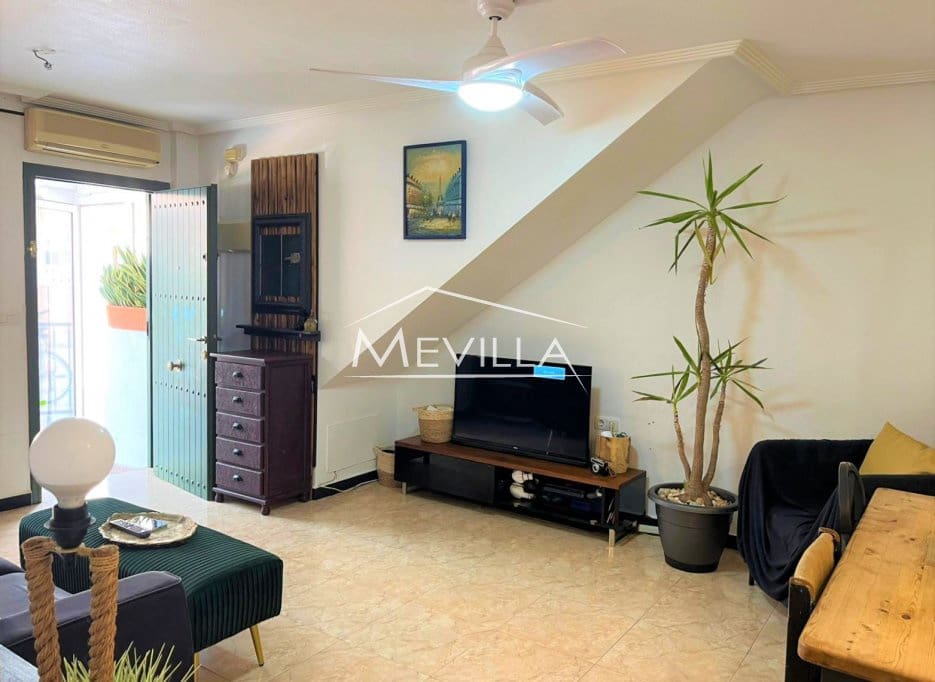 2 Zimmer Bungalow zu verkaufen in Playa Flamenca mit Pool Garage - 144.950 € (Ref: 9402726)