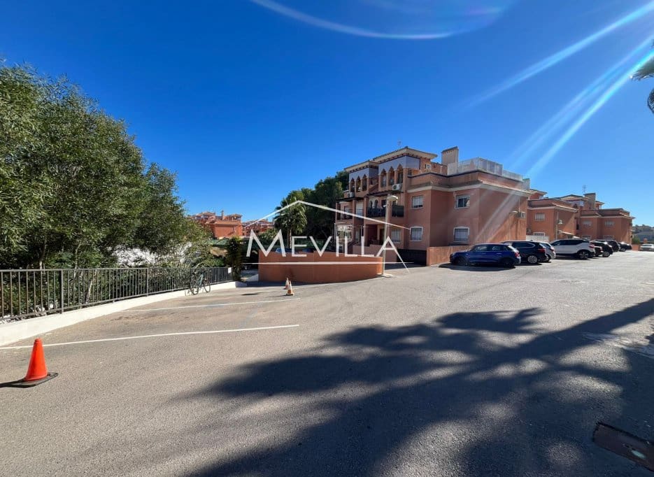 2 Zimmer Bungalow zu verkaufen in Playa Flamenca mit Pool Garage - 144.950 € (Ref: 9402726)